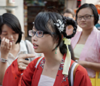 着汉服游新街